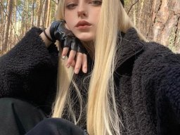 beautiful-students-260924-260924-005