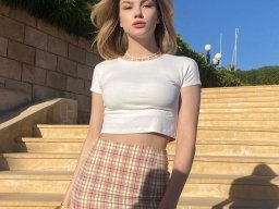 beautiful-students-260924-260924-005