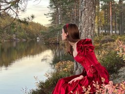 beautiful-students-260924-260924-005