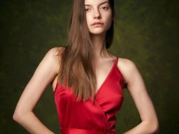 beautiful-students-260924-260924-006