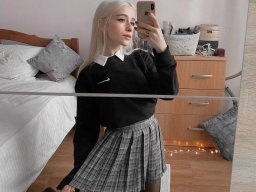 beautiful-students-260924-260924-006