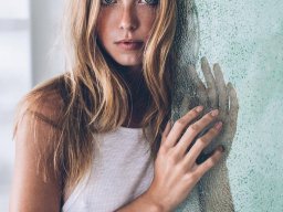 beautiful-students-260924-260924-006
