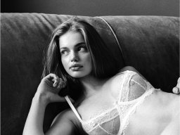beautiful-students-260924-260924-006