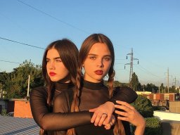 beautiful-students-260924-260924-007