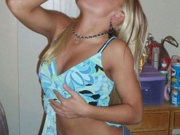 beautiful-students-260924-260924-007