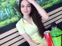 beautiful-students-260924-260924-007