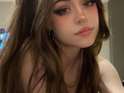 beautiful-students-260924-260924-007