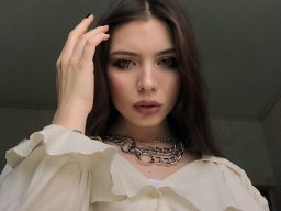 beautiful-students-260924-260924-007