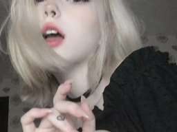 beautiful-students-260924-260924-008