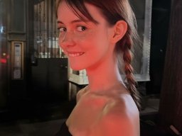 beautiful-students-260924-260924-008