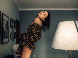 beautiful-students-260924-260924-008