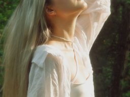 beautiful-students-260924-260924-008