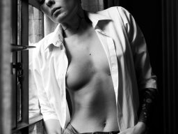 beautiful-students-260924-260924-009