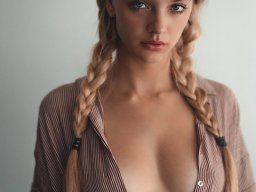 beautiful-students-260924-260924-009
