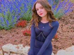 beautiful-students-260924-260924-009