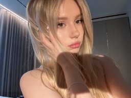 beautiful-students-260924-260924-009