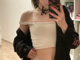 beautiful-students-260924-260924-009