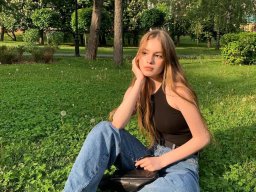 beautiful-students-260924-260924-009