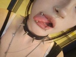beautiful-students-260924-260924-010