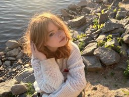 beautiful-students-260924-260924-010