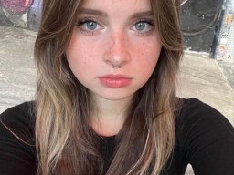 beautiful-students-260924-260924-010