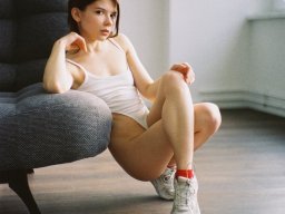 beautiful-students-260924-260924-010