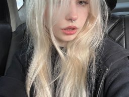 beautiful-students-260924-260924-011