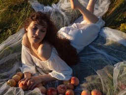 beautiful-students-260924-260924-011