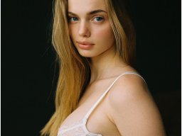 beautiful-students-260924-260924-011