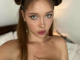 beautiful-students-260924-260924-012