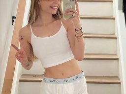 beautiful-students-260924-260924-012