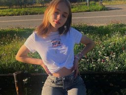 beautiful-students-260924-260924-012