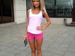 beautiful-students-260924-260924-012