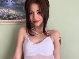 beautiful-students-260924-260924-012