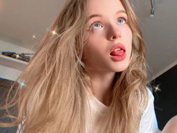 beautiful-students-260924-260924-012