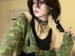 beautiful-students-260924-260924-012