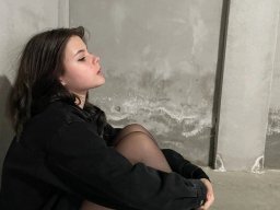 beautiful-students-260924-260924-012