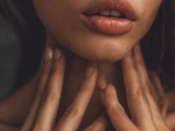 beautiful-students-260924-260924-012