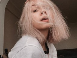 beautiful-students-260924-260924-012