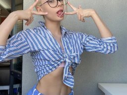 beautiful-students-260924-260924-013