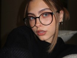 beautiful-students-260924-260924-013