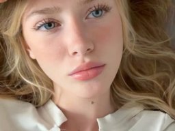 beautiful-students-260924-260924-013