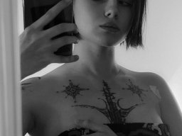 beautiful-students-260924-260924-013