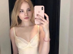 beautiful-students-260924-260924-013