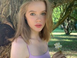beautiful-students-260924-260924-013