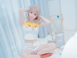 beautiful-students-260924-260924-013