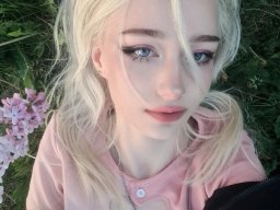 beautiful-students-260924-260924-013