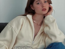 beautiful-students-260924-260924-013