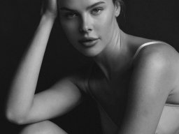 beautiful-students-260924-260924-013