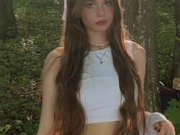 beautiful-students-260924-260924-014